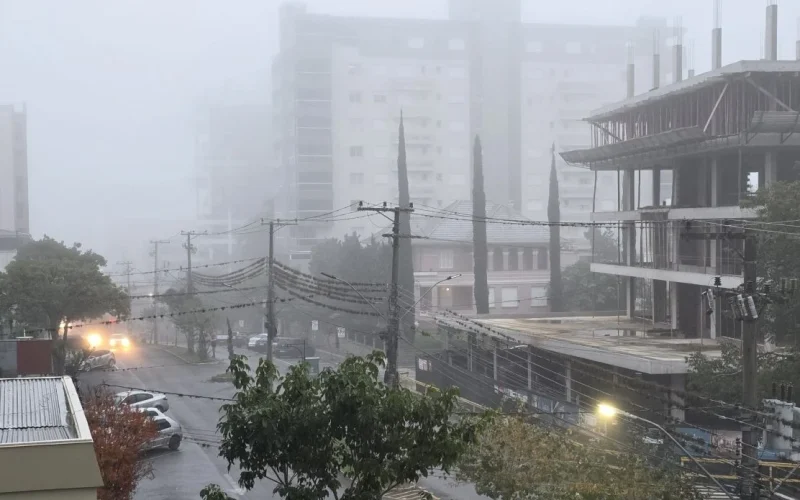 Massa de ar frio deve derrubar temperaturas e provocar geada isolada no Sul do Brasil até a próxima semana